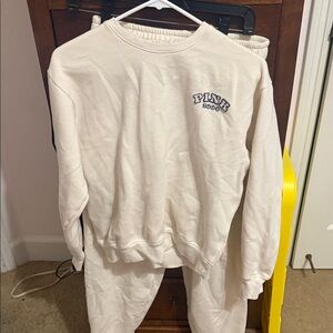 VS pink no longer sold sweats set